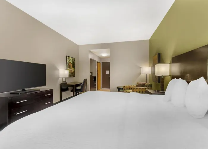 Best Western Plus Franciscan Square Inn & Suites Steubenville