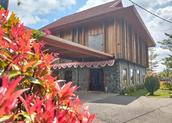 Spring Hill Hotel Ruteng