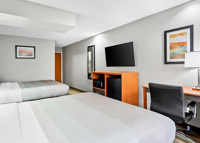 Quality Inn & Suites Bristol North
