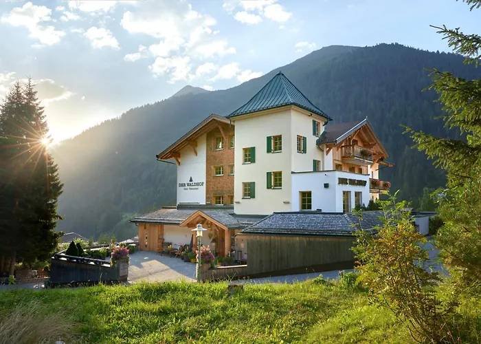 Hotel Der Waldhof - Unique - A Hidden Gem - Nature - Organic - Eco