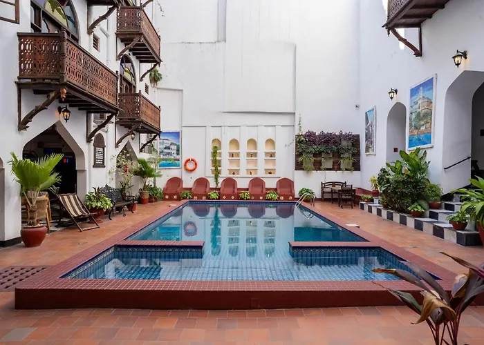 Dhow Palace Hotel
