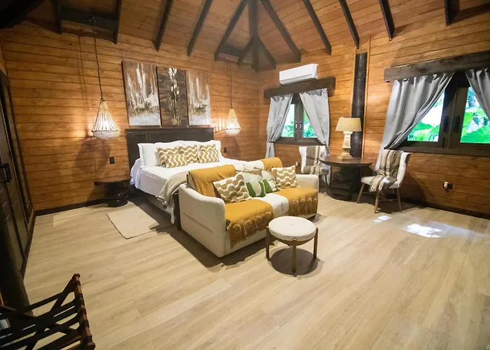 Platon Ecolodge