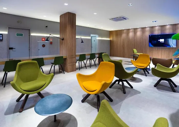 Momax Hotel