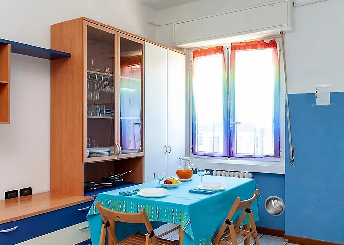 Erasmus Home