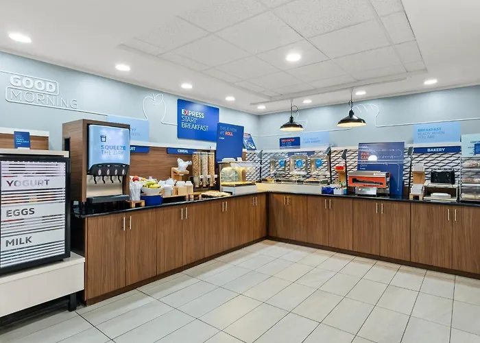 Holiday Inn Express Princeton/I-77 By Ihg