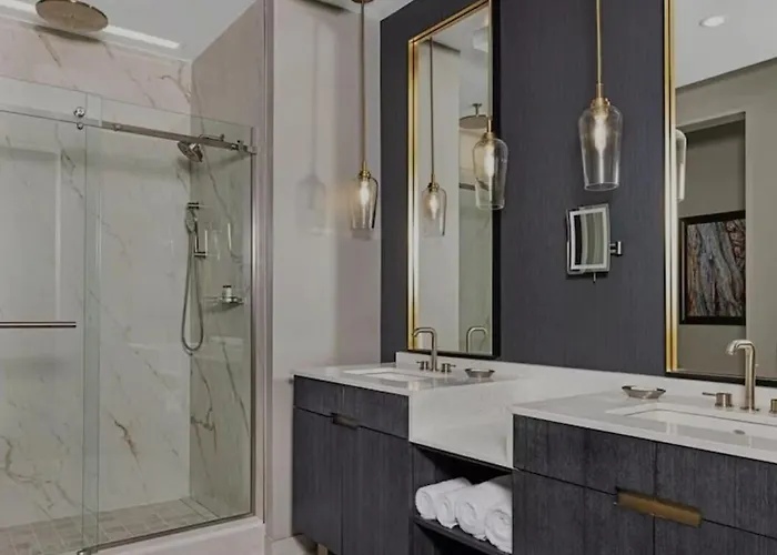 Presidential-Style 2Br Apartment Resort Living