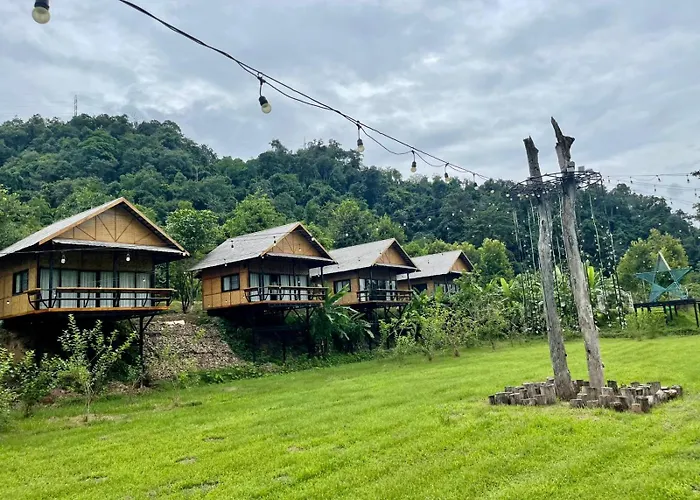 Phouphet Phoukham Lodge