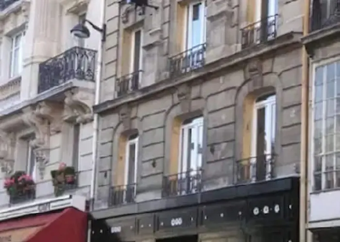 Hotel Eiffel Seine