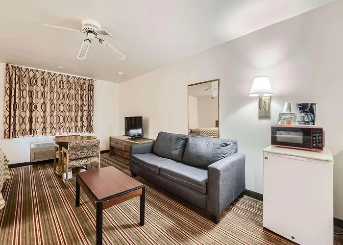 Travelodge By Wyndham Longmont