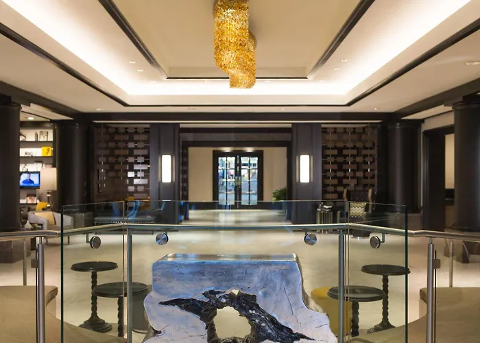 Renaissance Baltimore Harborplace Hotel