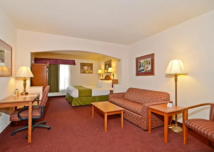 Days Inn By Wyndham Panama City