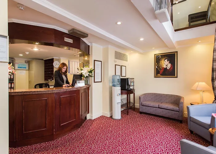 Byron Hotel