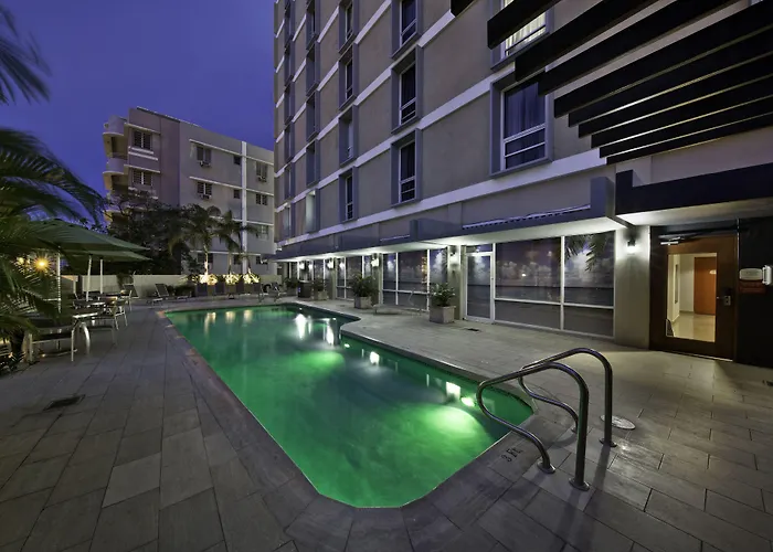 Courtyard By Marriott San Juan Miramar