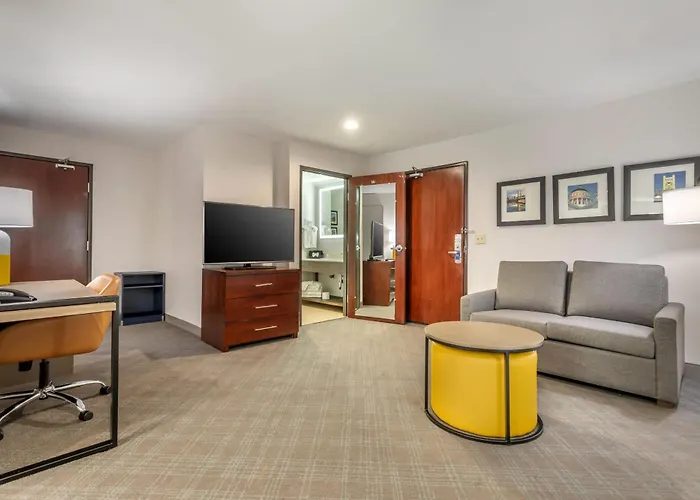 Comfort Suites Downtown Sacramento
