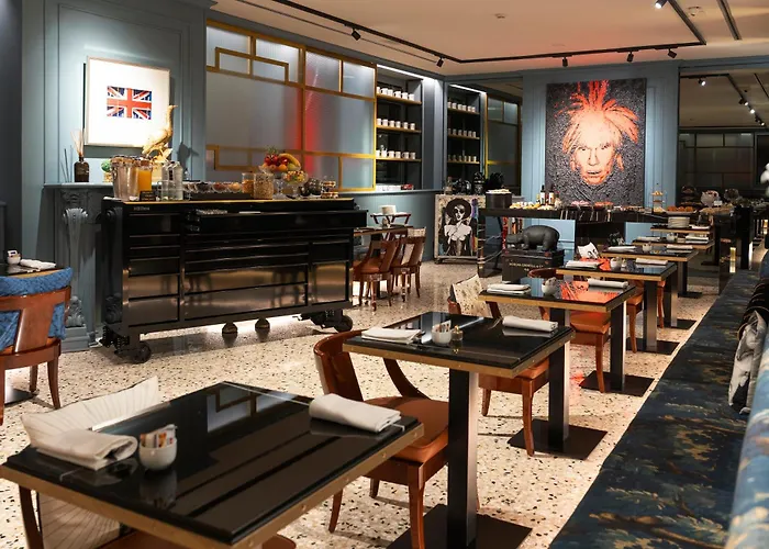 The Glam Boutique Hotel & Apt