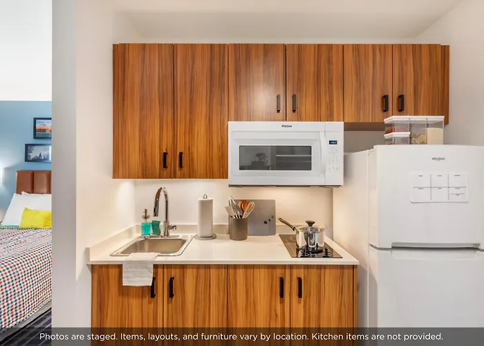 Uptown Suites Extended Stay Denver Co -Westminster