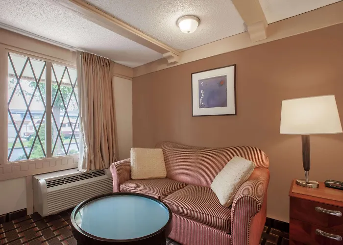 Knights Inn Greensburg