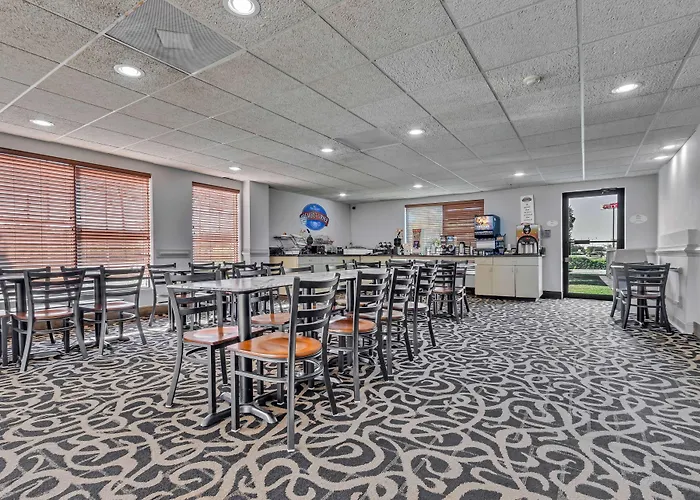 Baymont By Wyndham N Myrtle Beach - Park & Sports Complex Area