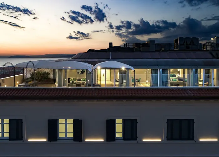 Hotel Plaza E De Russie - Relais & Chateaux