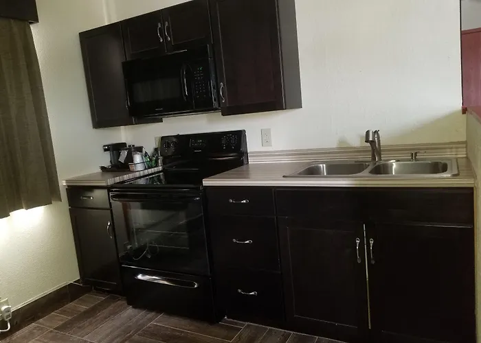 Baymont By Wyndham Eau Claire Wi