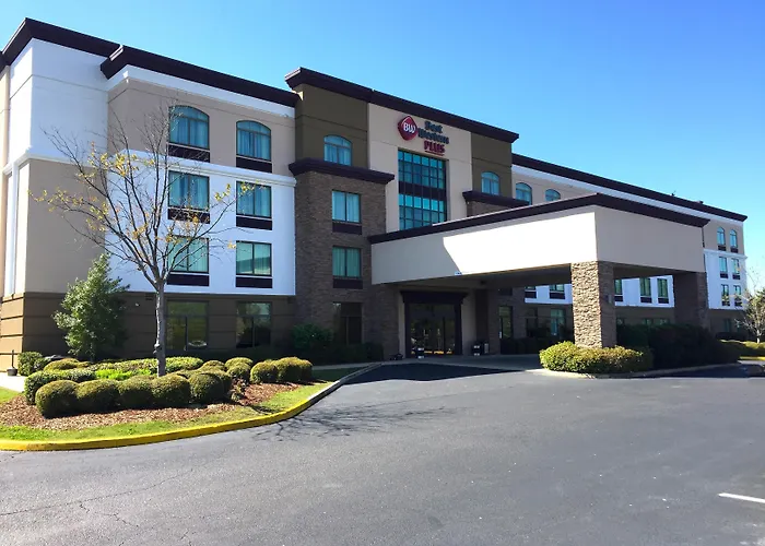 Best Western Plus Birmingham Inn & Suites