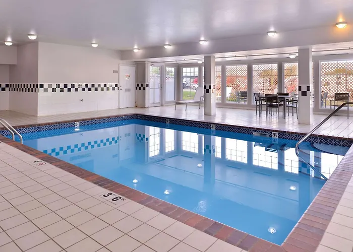 Country Inn & Suites By Radisson, Omaha Airport, Ia