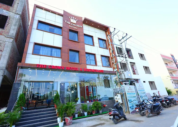 The Crown Hotel Agra Near Taj Mahal