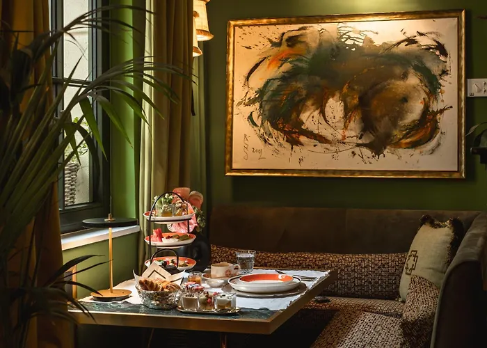 Boutique Hotel Muenchner Kindl- House Of Huetter, Small Luxury Hotels Of The World