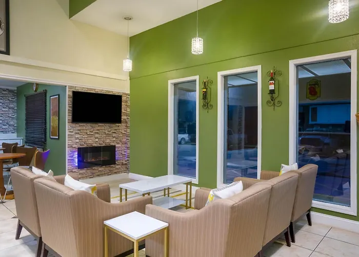 Super 8 By Wyndham El Dorado
