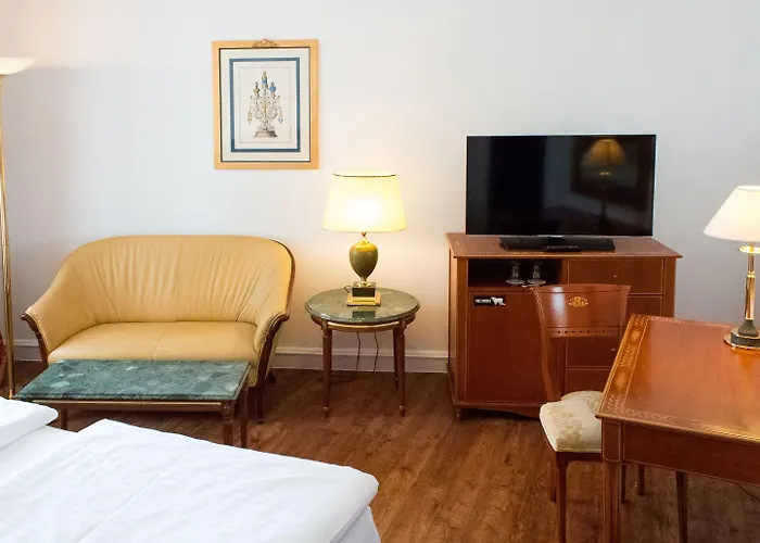 DORMERO Hotel Halle