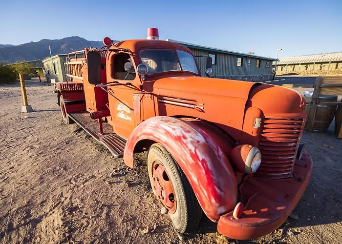 Stovepipe Wells Village