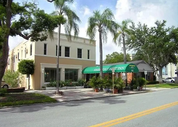 The Inn On Third