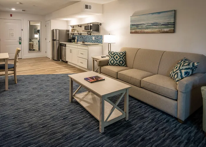 Palmera Inn And Suites