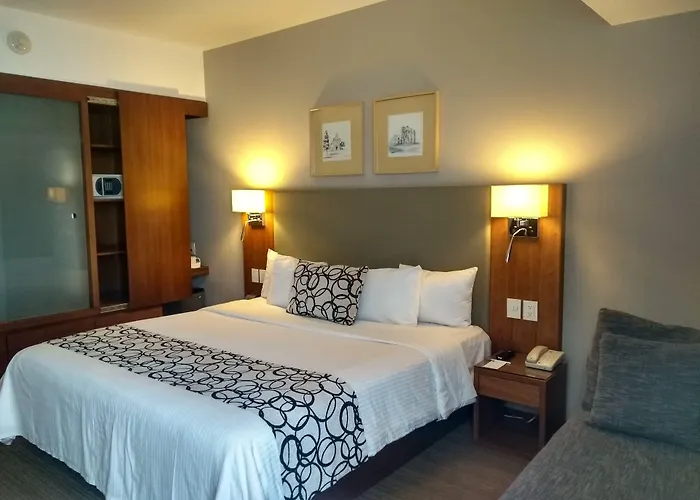 Casa Inn Premium Hotel Queretaro