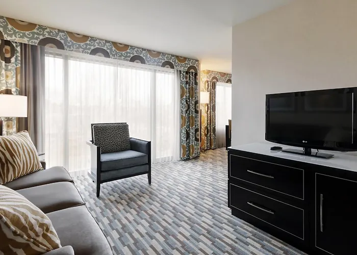 Holiday Inn Express Hotel & Suites Warwick-Providence Airport By Ihg
