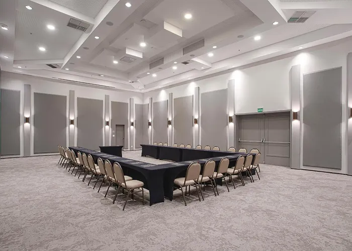 Qoya Hotel Curitiba, Curio Collection By Hilton