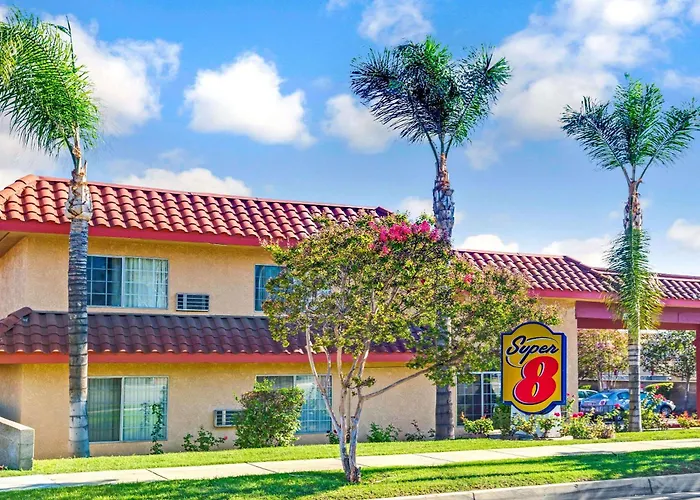 Super 8 By Wyndham Upland Ontario Ca