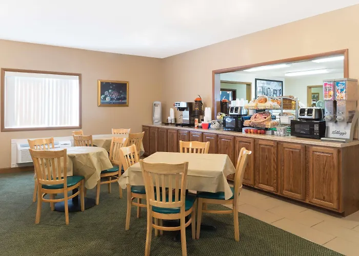 Super 8 By Wyndham Poplar Bluff Missouri