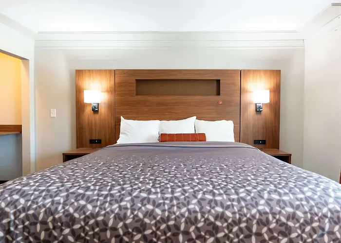 Kalika Hotel