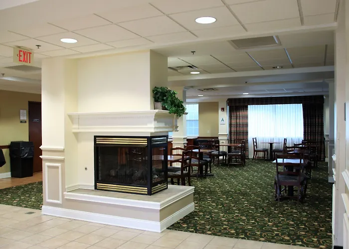 Hawthorn Suites By Wyndham Louisville East