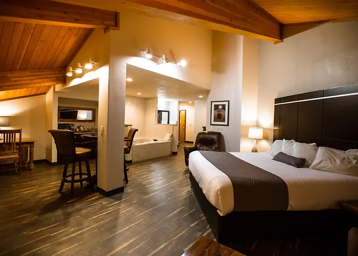 Ten Pin Inn & Suites