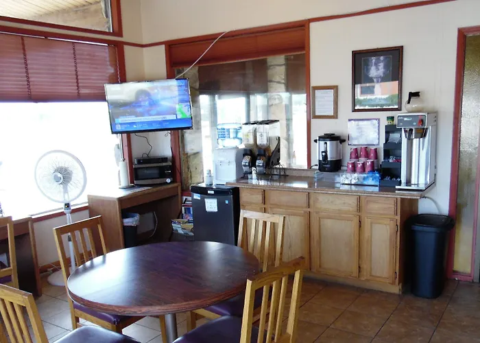 Knights Inn Boardman