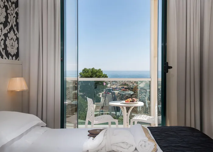 Hotel Villa Rosa Riviera