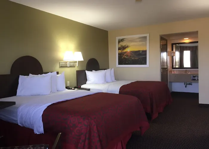 Days Inn By Wyndham Tucson City Center