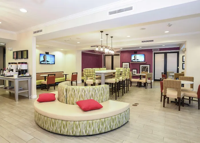 Hampton Inn Jacksonville - East Regency Square