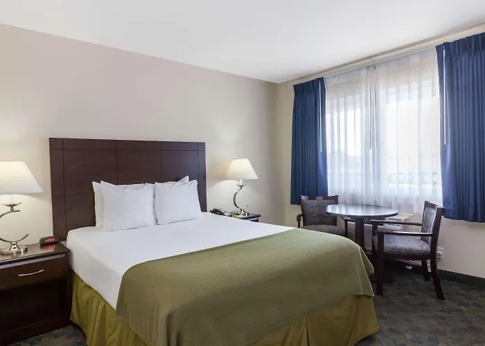 Days Inn By Wyndham Santa Maria