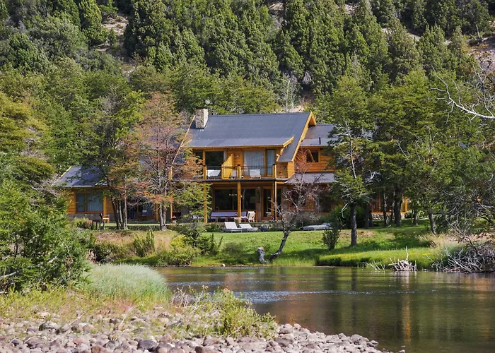 Rio Hermoso Hotel De Montaña San Martín de los Andes