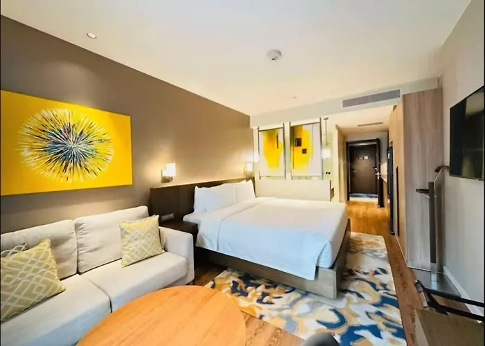 Novotel Rockwell View Hotel Residences