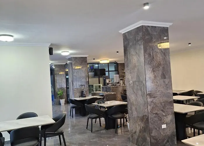 Point Central Hotel