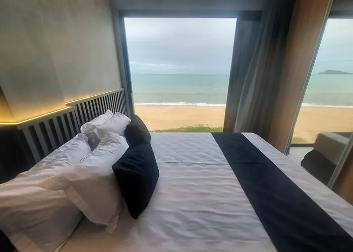 V-Home Flat Hotel